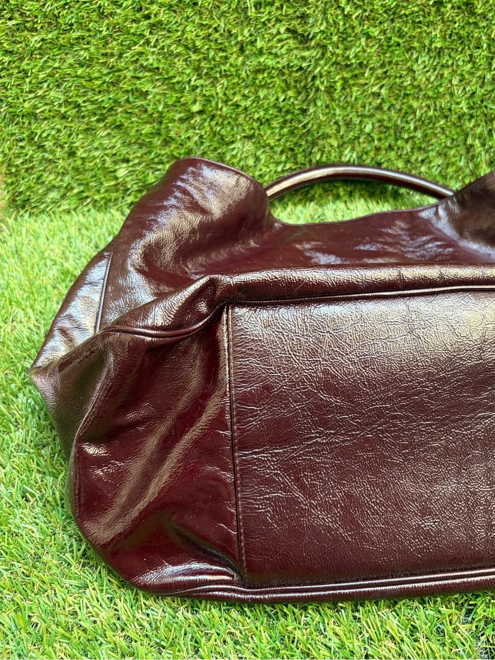Yves Saint Laurent Patent Roady Hobo